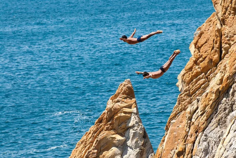 Acapulco Cliff Diving, Mexico