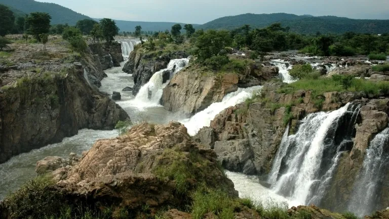 Hogenakkal Falls