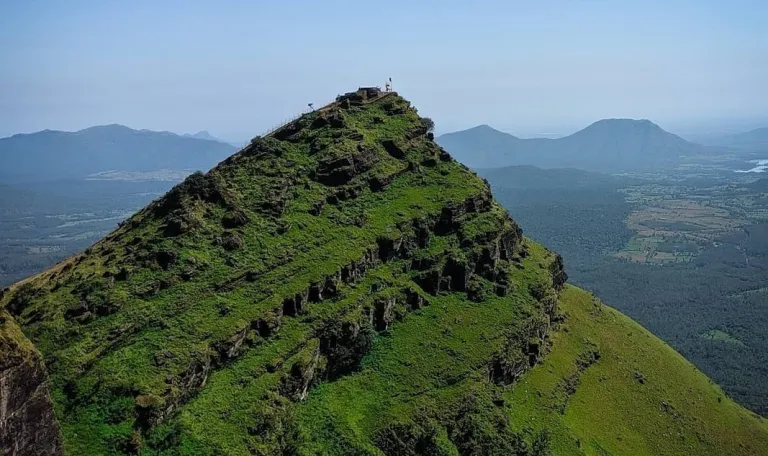 Trek to Baba Budangiri, Chikmagalur