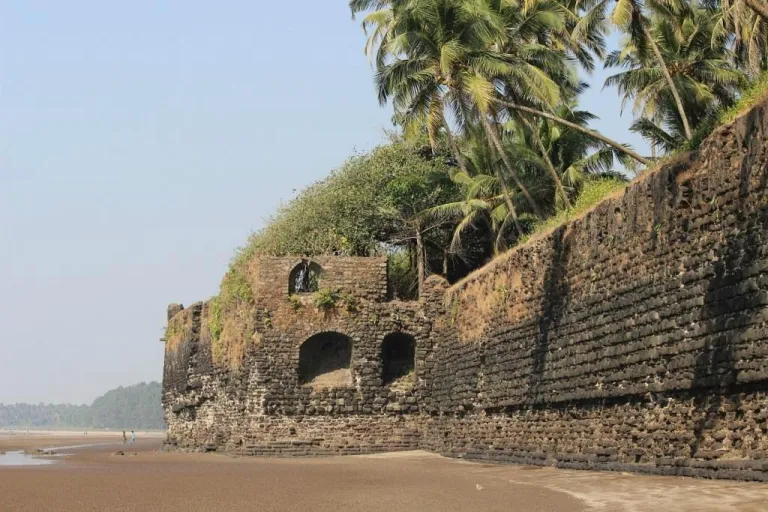 Revdanda Beach and Fort