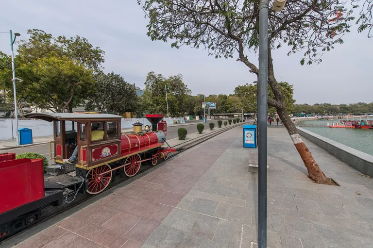 Kankaria lake Toy Train