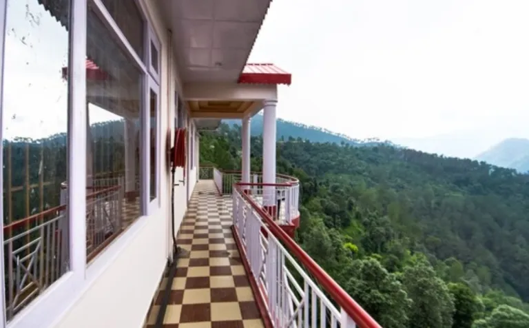 The Pine Stay Resort Chail