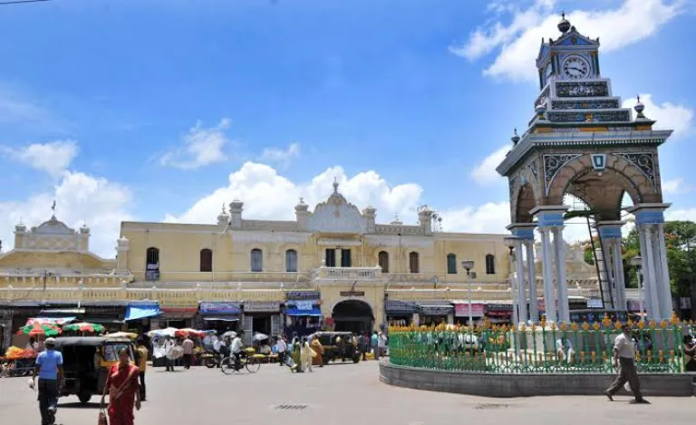 Devaraja Market