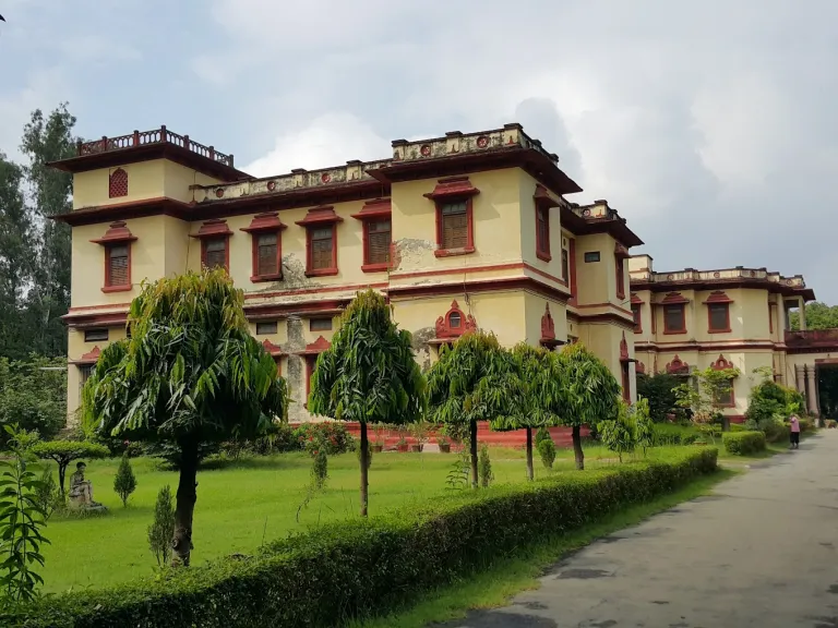 bharat kala bhavan museum varanasi