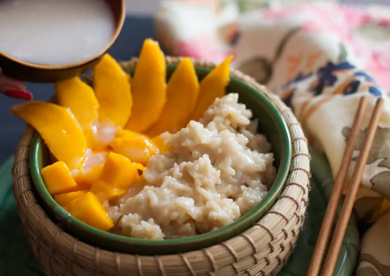 Khao Neeo Mamuang - Thai Sweet Sticky Rice With Mango