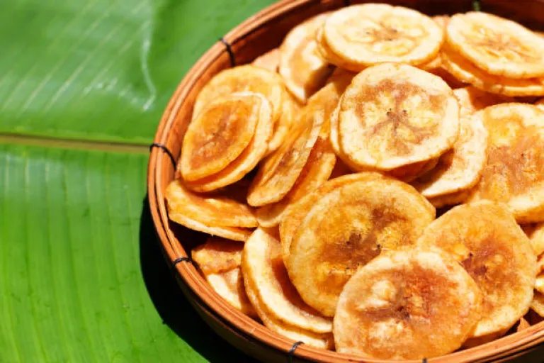 Coimbatore&#039;s Local Snacks like Banana Chips