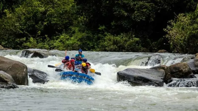 Barapole River Rafting 