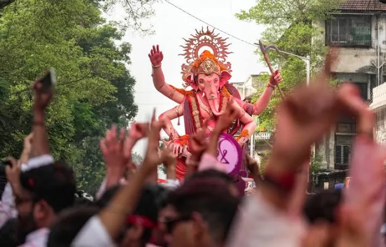 Community Service during Ganesh Chaturthi