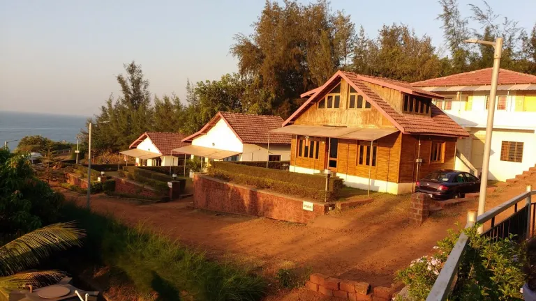 Atithi Parinay Resort, Aare Ware Beach, Ratnagiri