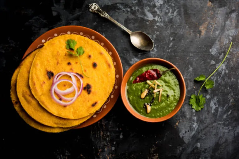 Makki di roti with sarson ka saag, popular punjabi