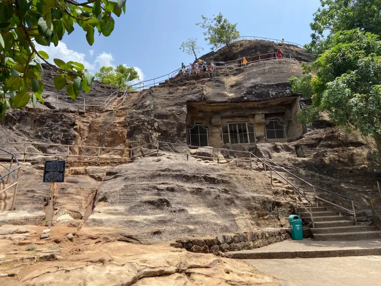 Pandav Caves, pachmarhi