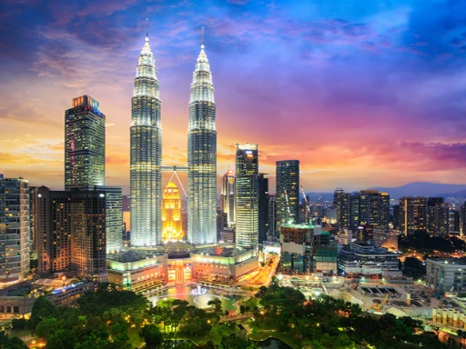image for article 6 Amazing Places to visit in Malaysia