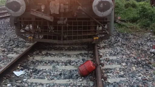 image for article Reels on Railway Tracks Could Land You an FIR