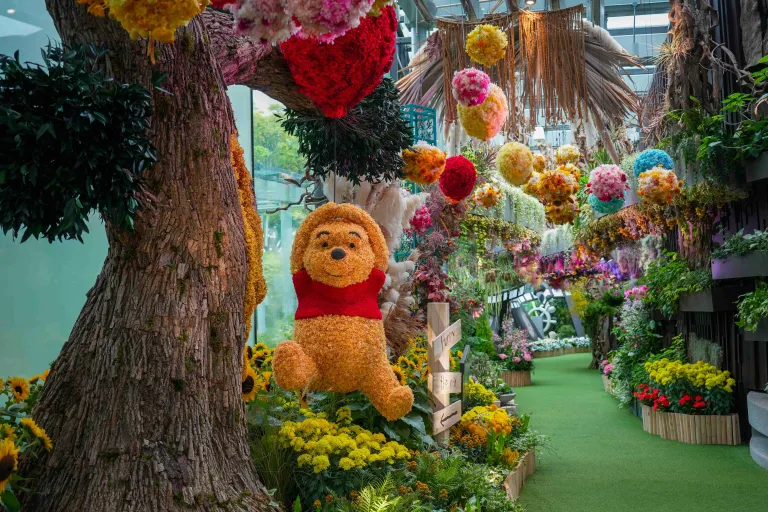 Winnie-the-Pooh Topiary set at Disney Garden of Wonder, Floral Fantasy