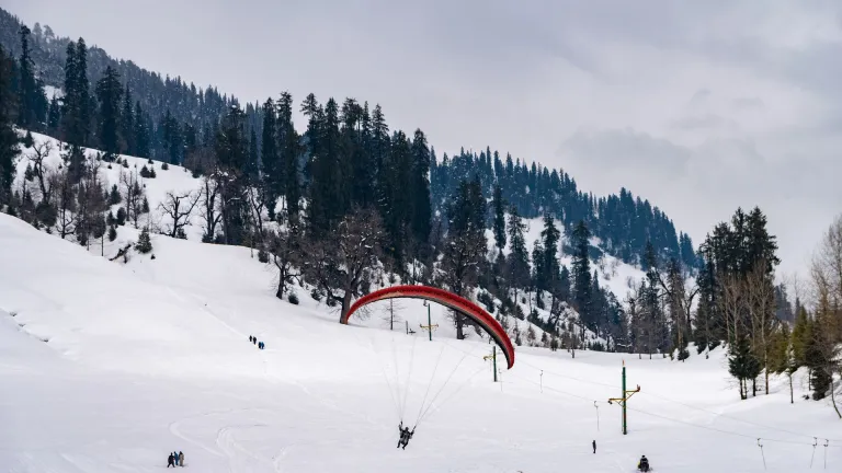 Paragliding in Solang Valley