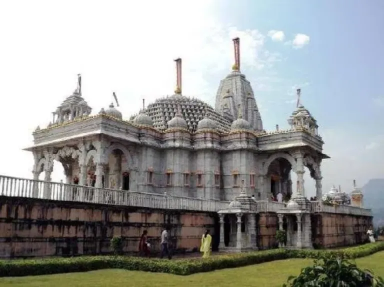 Walkeshwar Temple