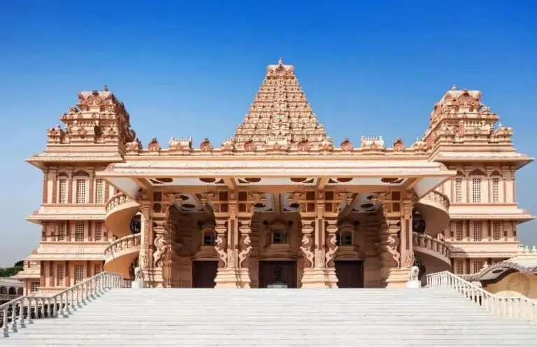 Chhatarpur Temple