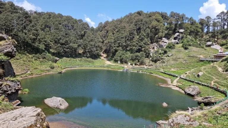 Seruvalsar Lake