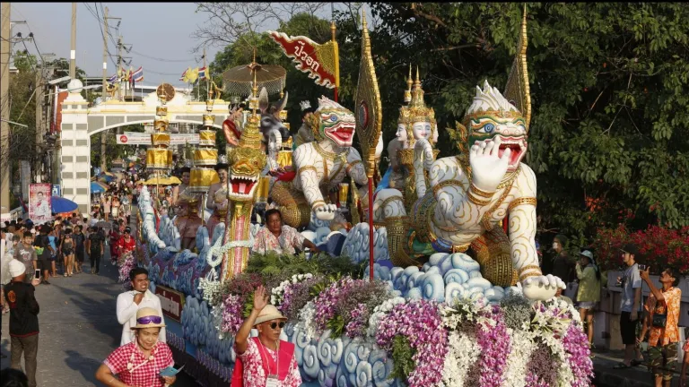 Songkran parade