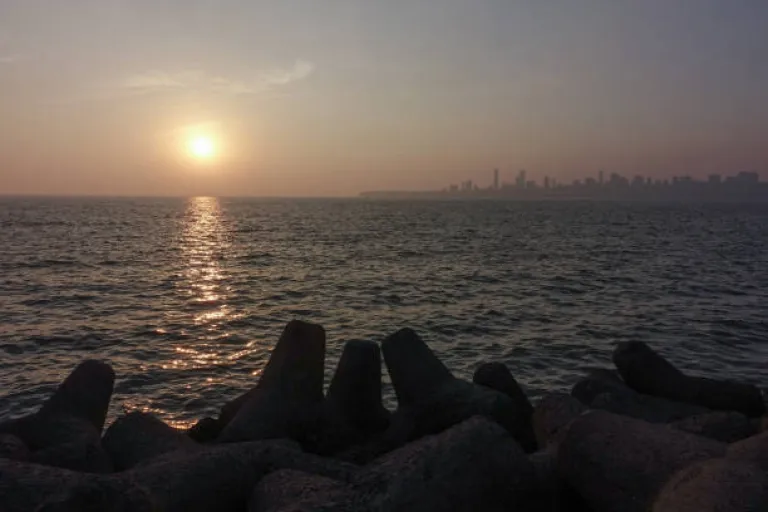 Pyaara Sunrise at Marine Drive 