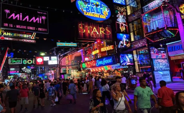 Walking Street&rsquo;s Nightlife