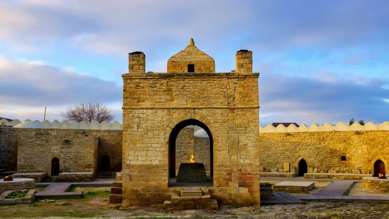 Ateshgah, Baku