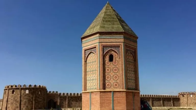 Mausoleum of Noah, Nakhchivan