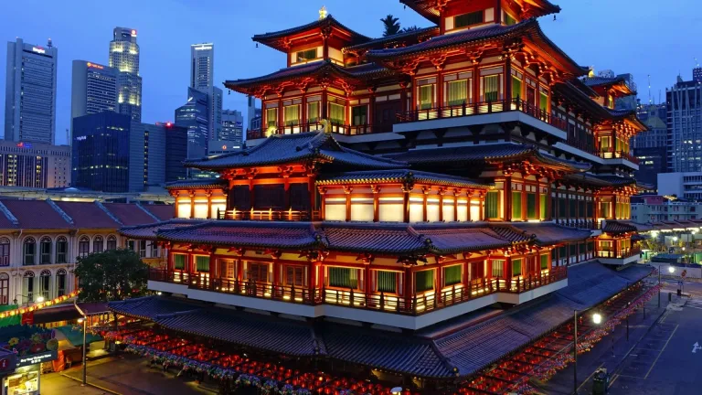 Buddha Tooth Relic Temple