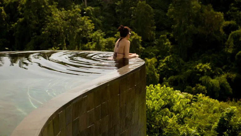 Infinity Pool Lookout in Ubud