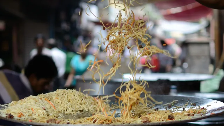 Kolkata street-style chowmein