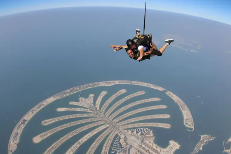 Go Skydiving Over the Palm Jumeirah