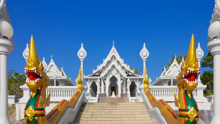 Wat Kaew Korawaram