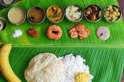 image for article Must-Try Authentic Traditional Foods of Karnataka