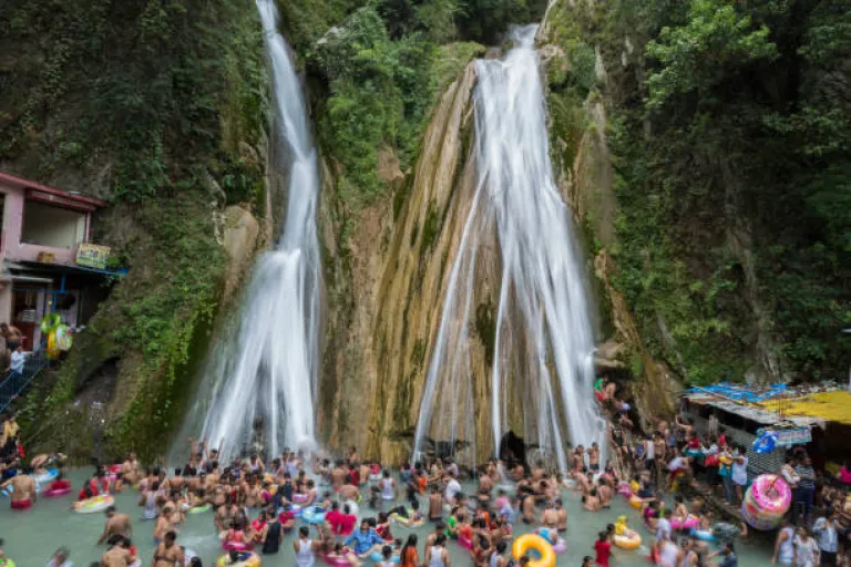 Kempty Falls, Uttarakhand