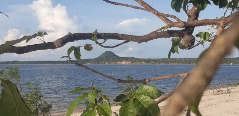 Sao Jacinto Island