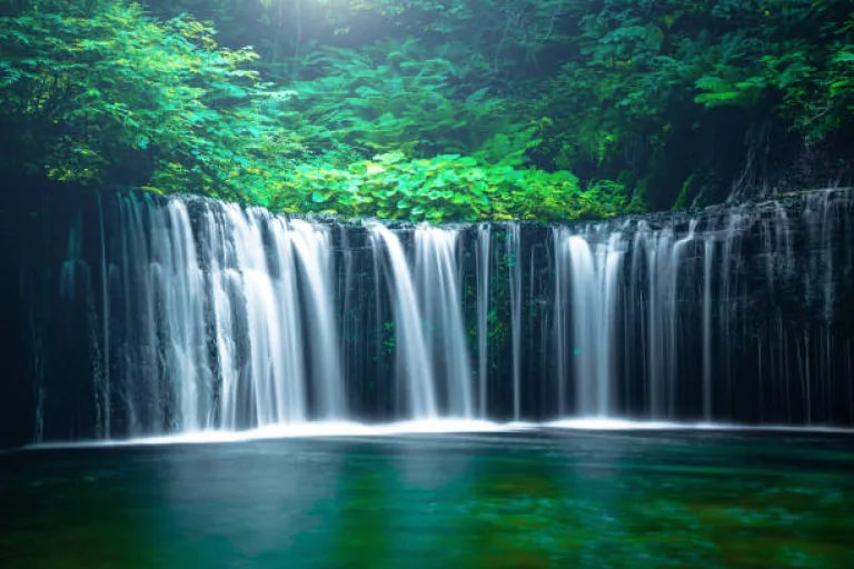  Waterfall 