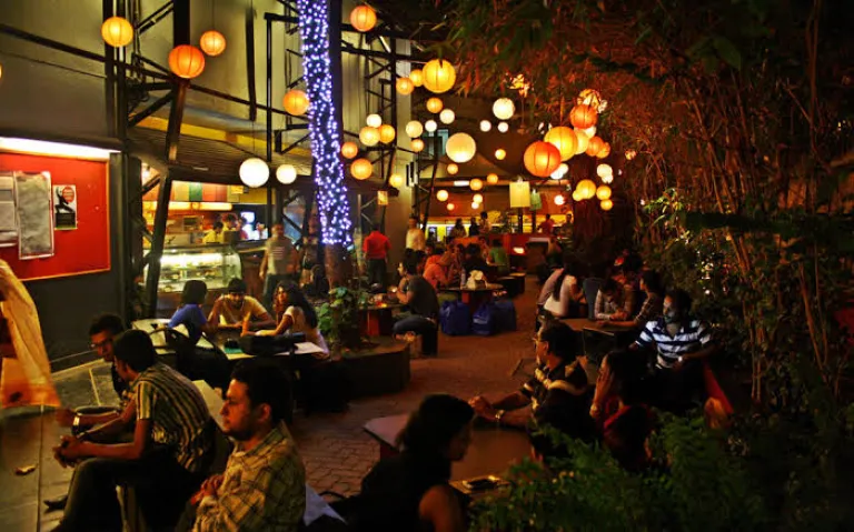 Prithvi Caf&eacute;