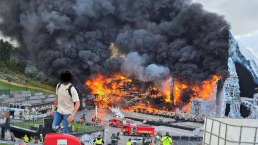 image for article Massive Fire Destroys Tomorrowland Main Stage – What Indian Fans Need to Know