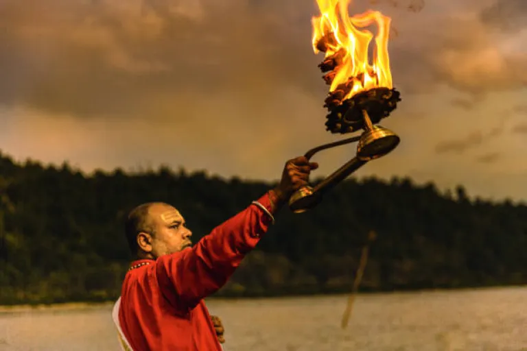 Morning Aarti at Sangam