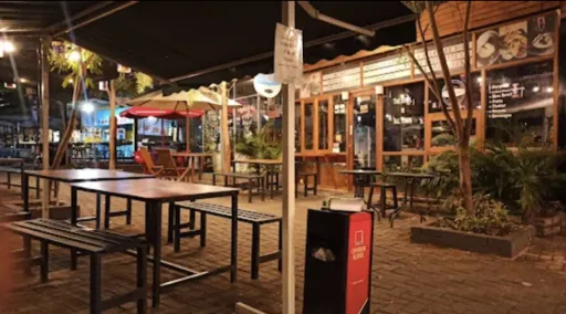 image for article 5 Best Food Courts in Jakarta for Indian Budget Travelers