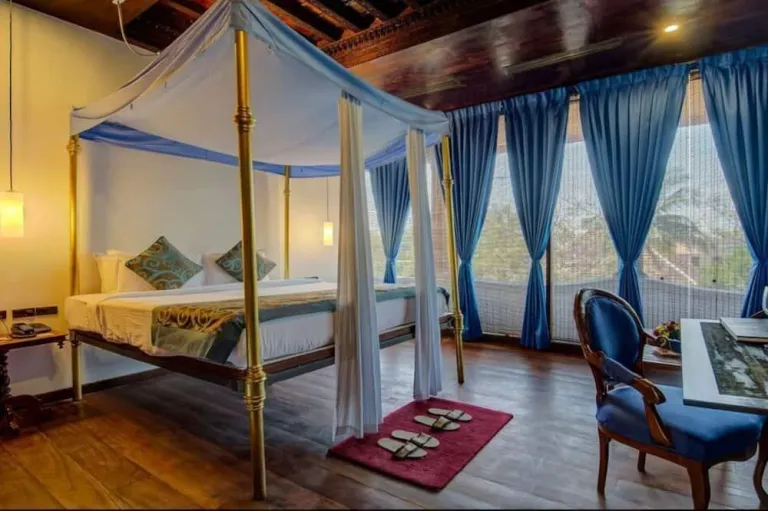 Le Dupleix, Rue Dumas (Heritage Boutique)