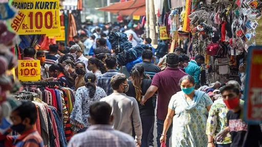 image for article  7 Best Street Shopping Markets in Delhi for Budget Travelers in 2025