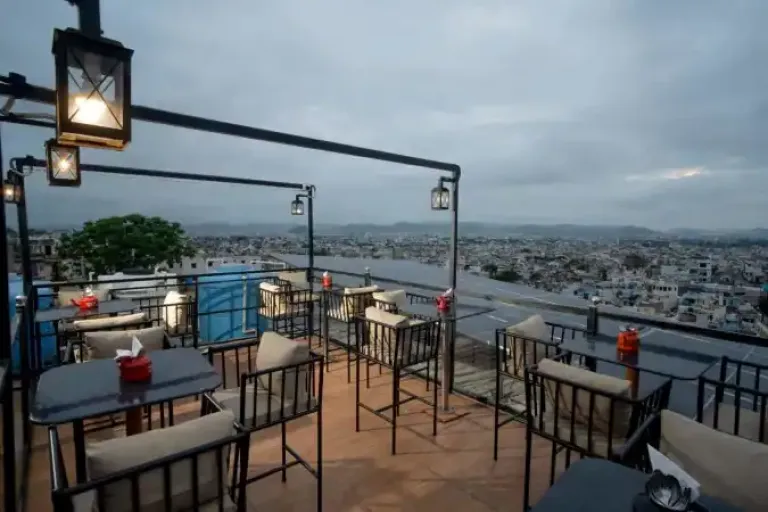 The Hungry Psychopath Caf&eacute;