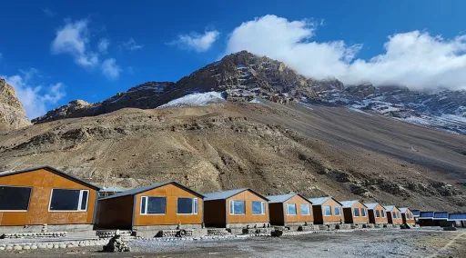 image for article 7 Luxury Camps in Spiti Valley for High-Altitude Adventures in 2025