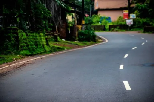 image for article 7 Scooter Rental Routes in Goa for Solo Women Travelers