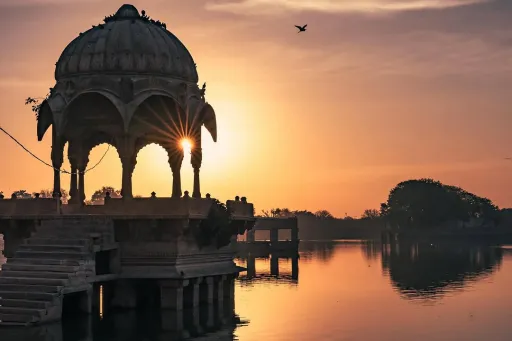 image for article 5 Dreamy Photo Spots in Jaisalmer for Your 2025 Instagram Feed