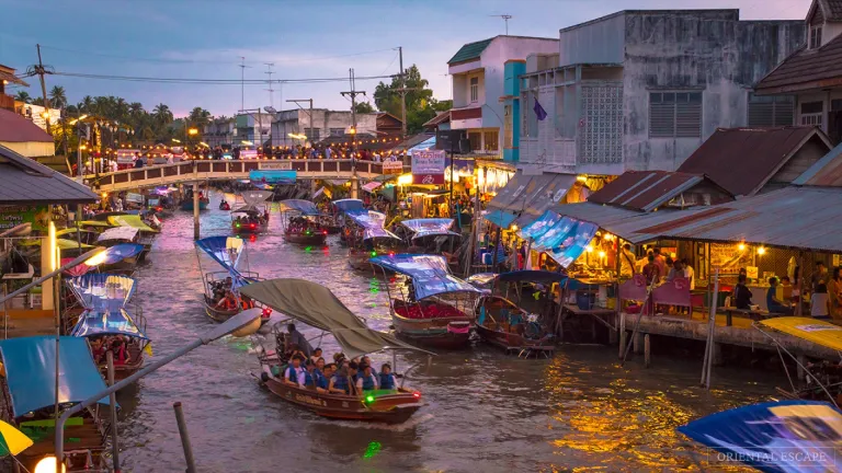 Thanneermukkom Floating Market: