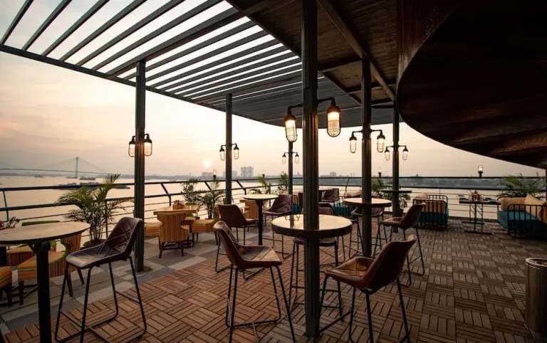 Floatel, Kolkata