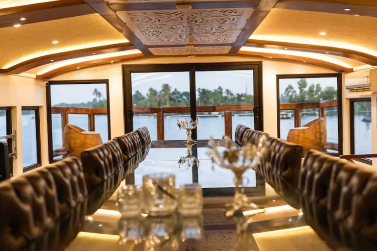 Houseboat Restaurants, Alappuzha