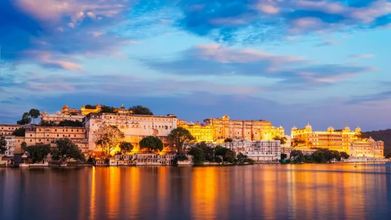 Best Time to Visit Udaipur – Weather & Travel Guide